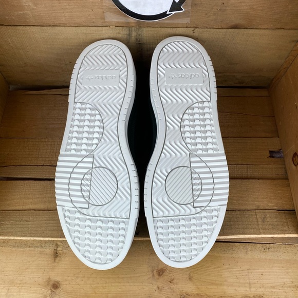 *SOLD* Men’s Adidas Supercourt Athletic Shoes Sneakers - Picture 7 of 8